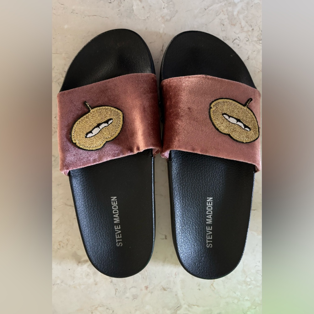 Steve madden slides super cute size 7